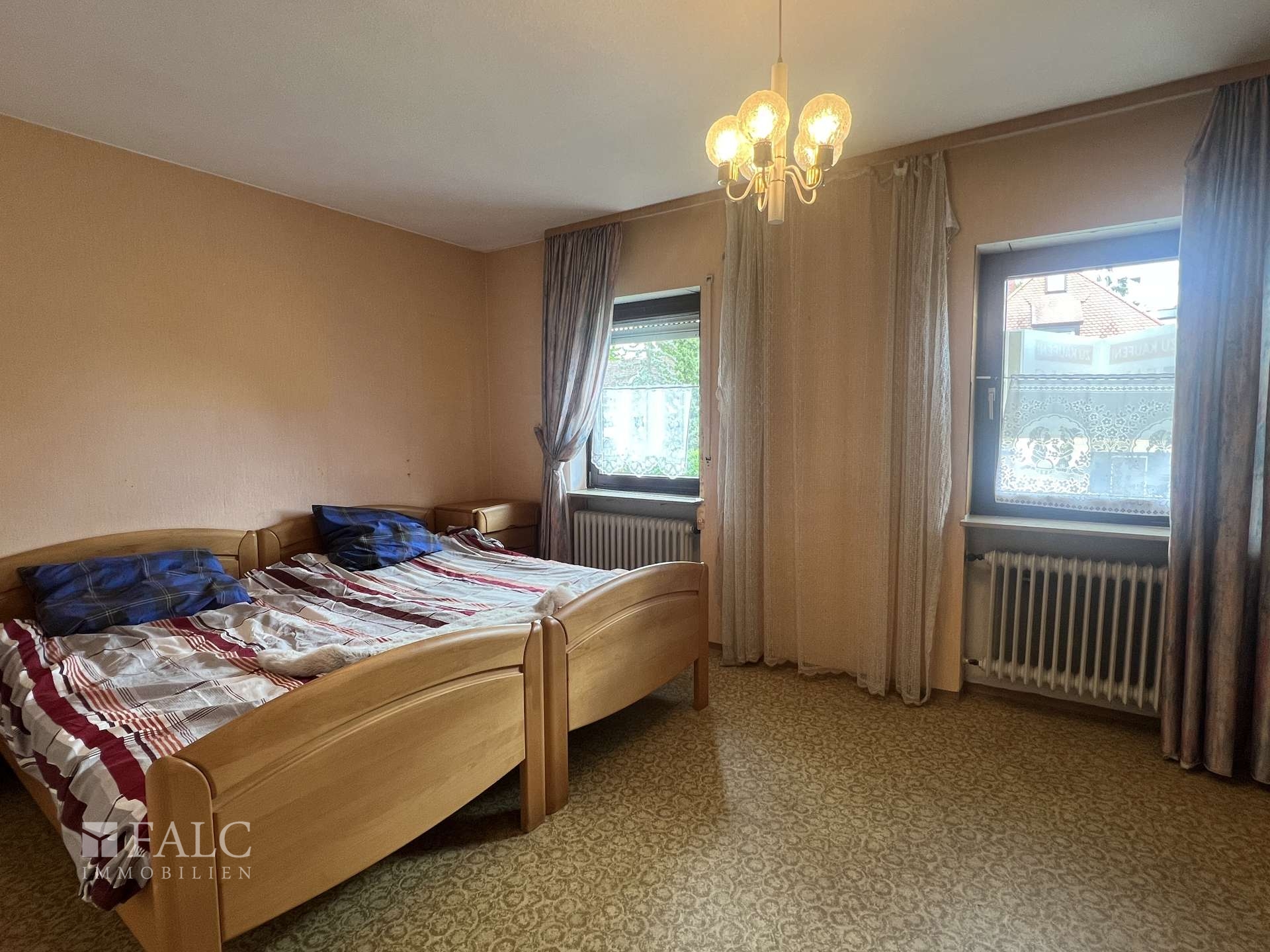 Schlafzimmer OG (2)